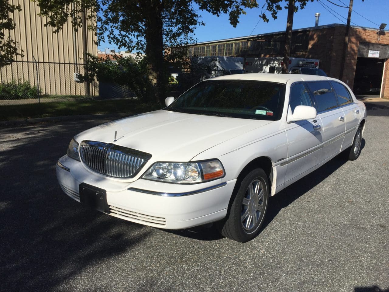 2009 LINCOLN SIX DOOR USED FUNERAL LIMOUSINE