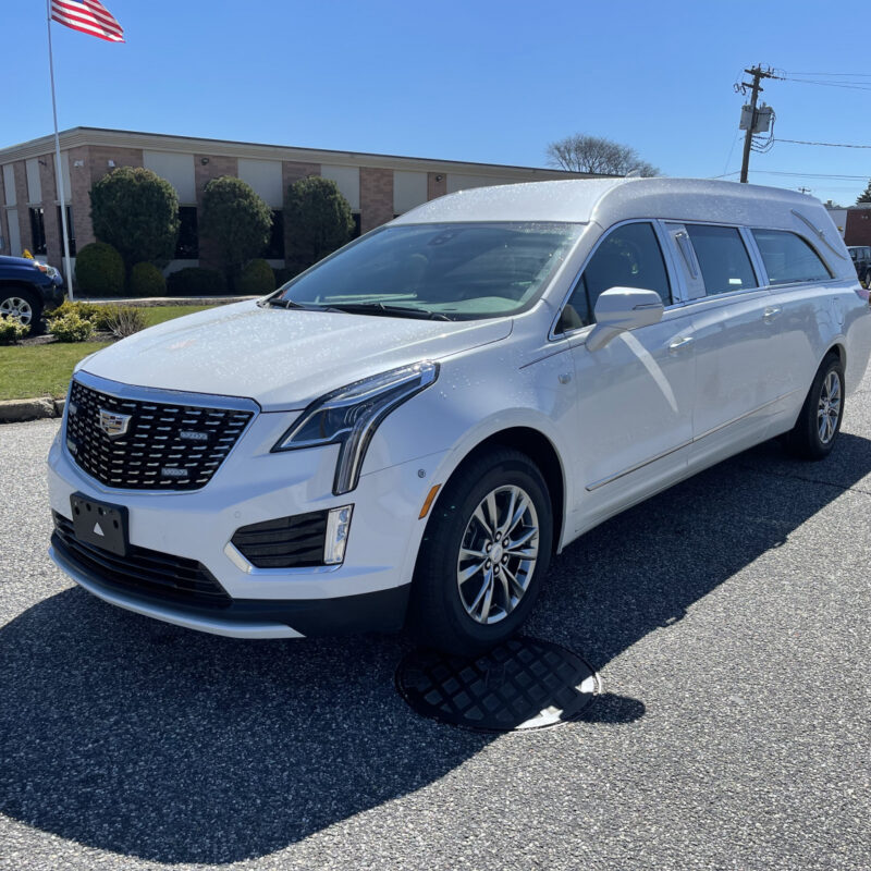 CADILLAC FEDERAL RENAISSANCE FUNERAL HEARSE