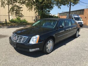 2010 CADILLAC SIX DOOR FUNERAL LIMOUSINE